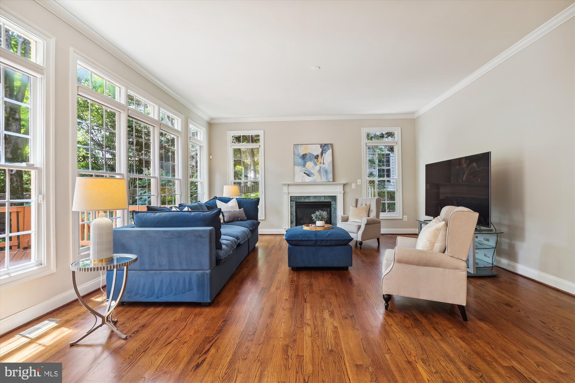 ALTA VISTA - Residential