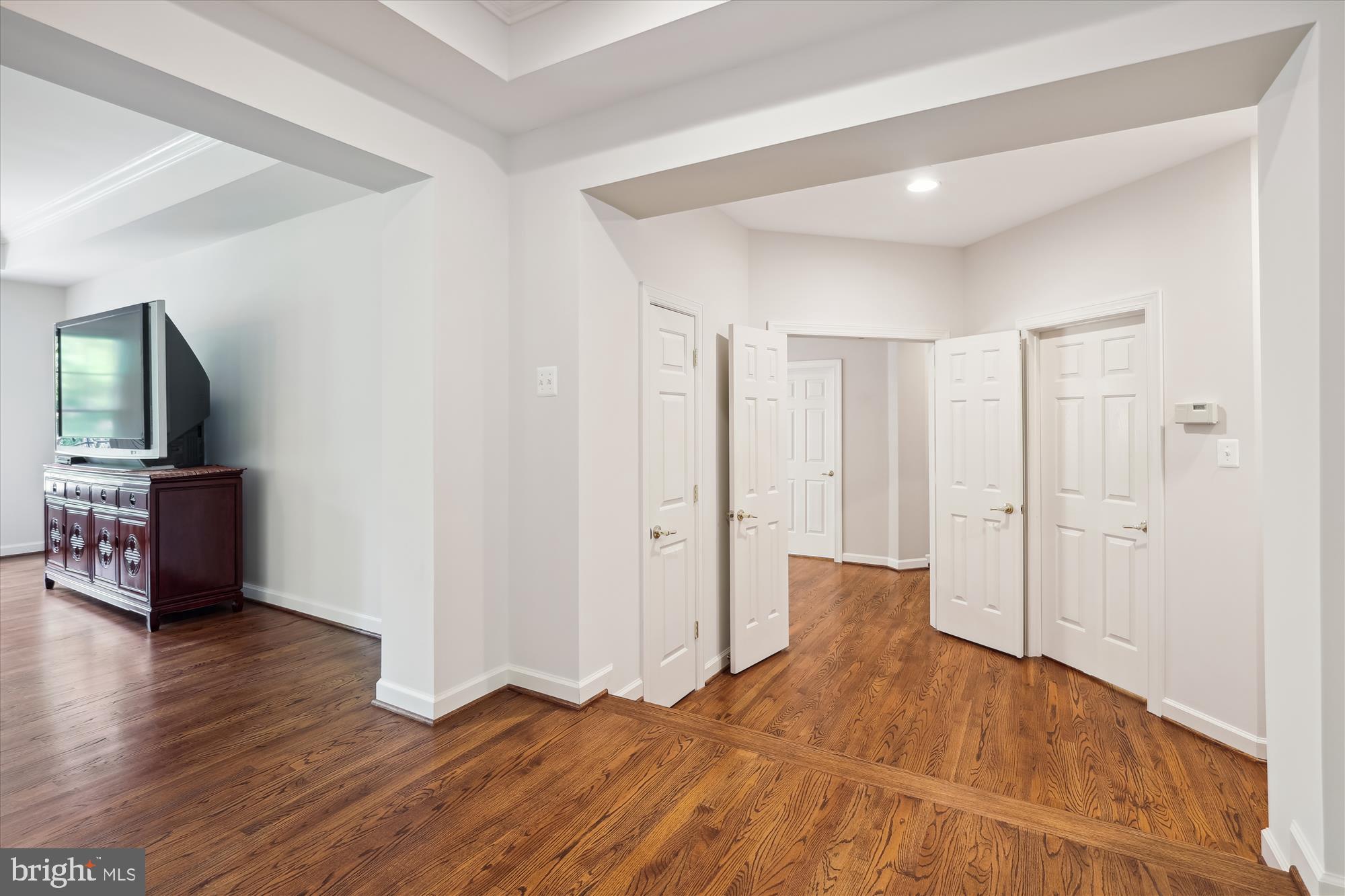 ALTA VISTA - Residential