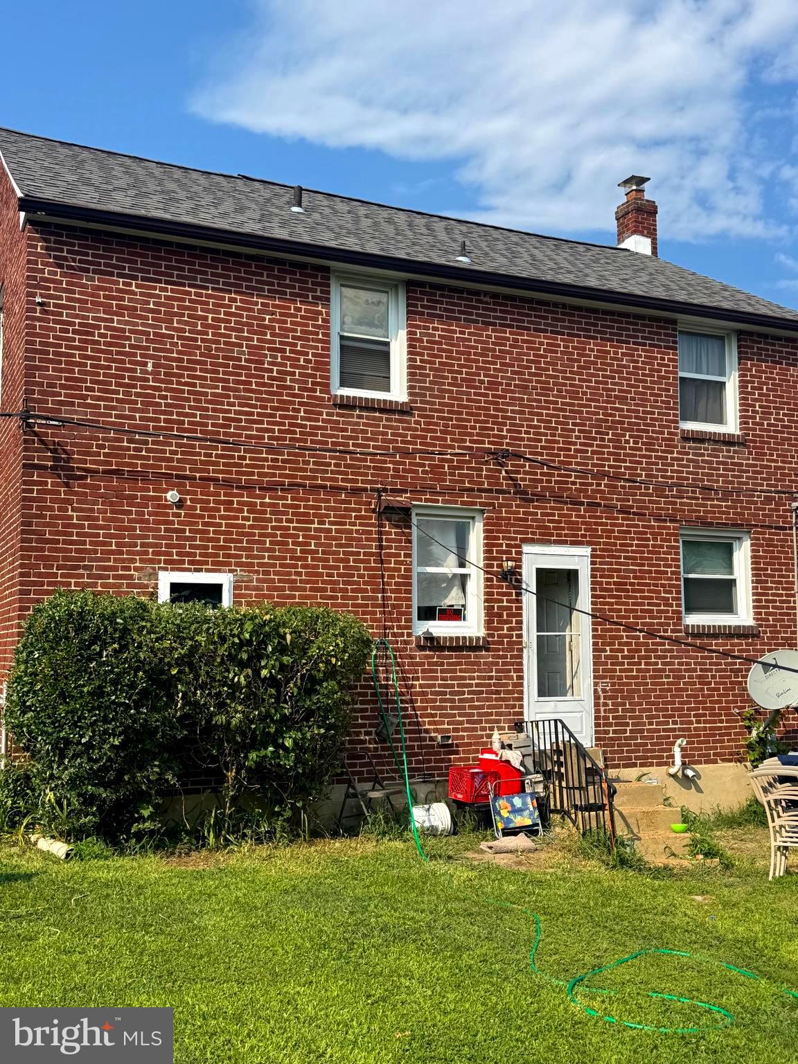 184 RIVERVIEW DRIVE