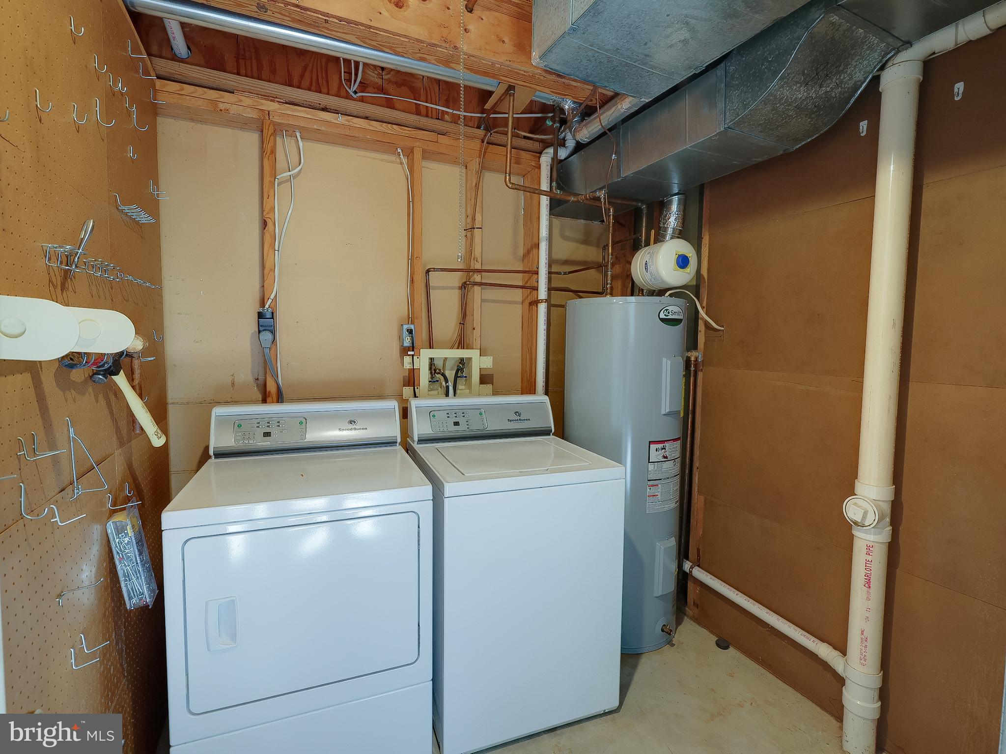 WINDSOR GREEN - Residential