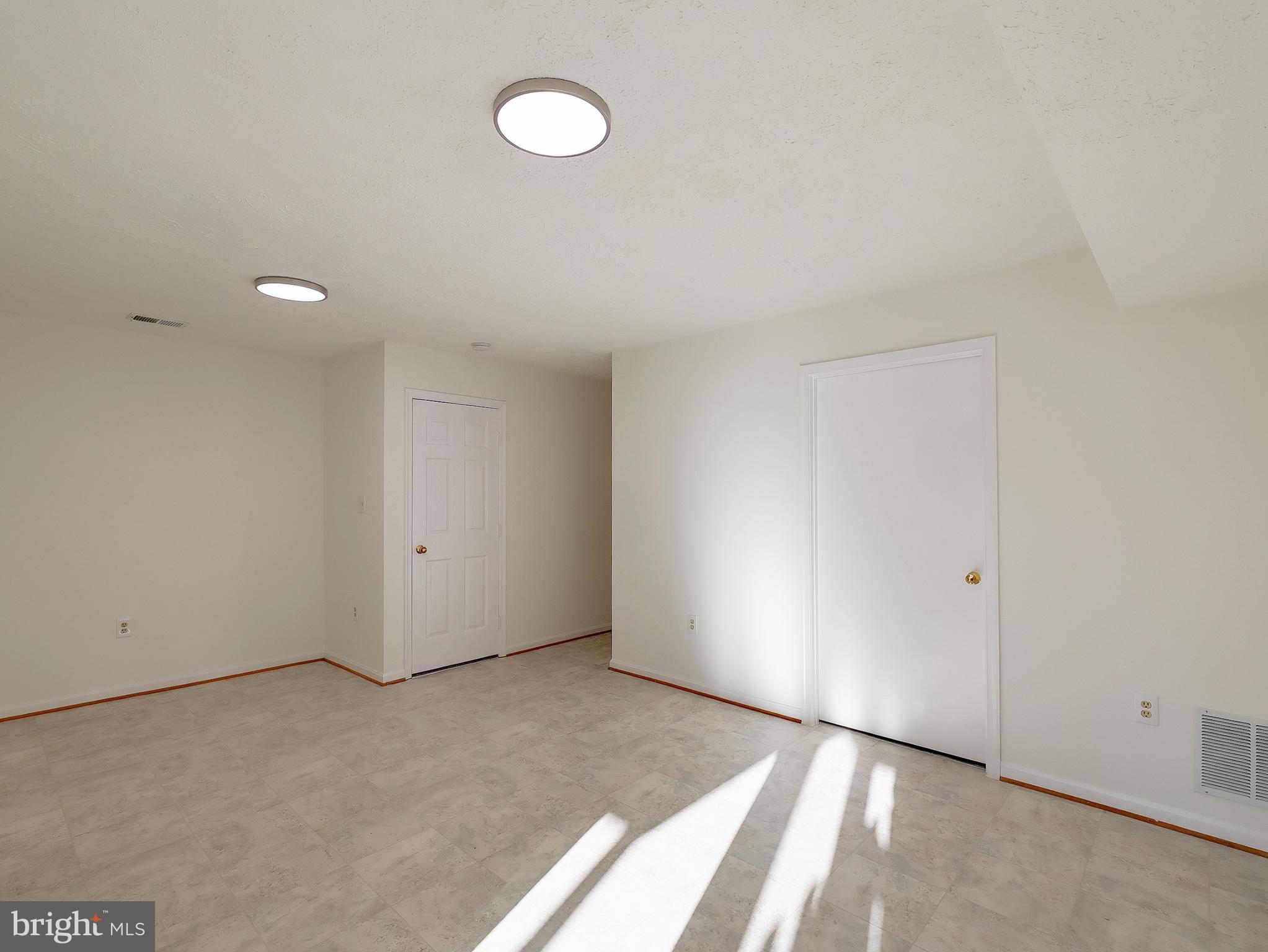 WINDSOR GREEN - Residential