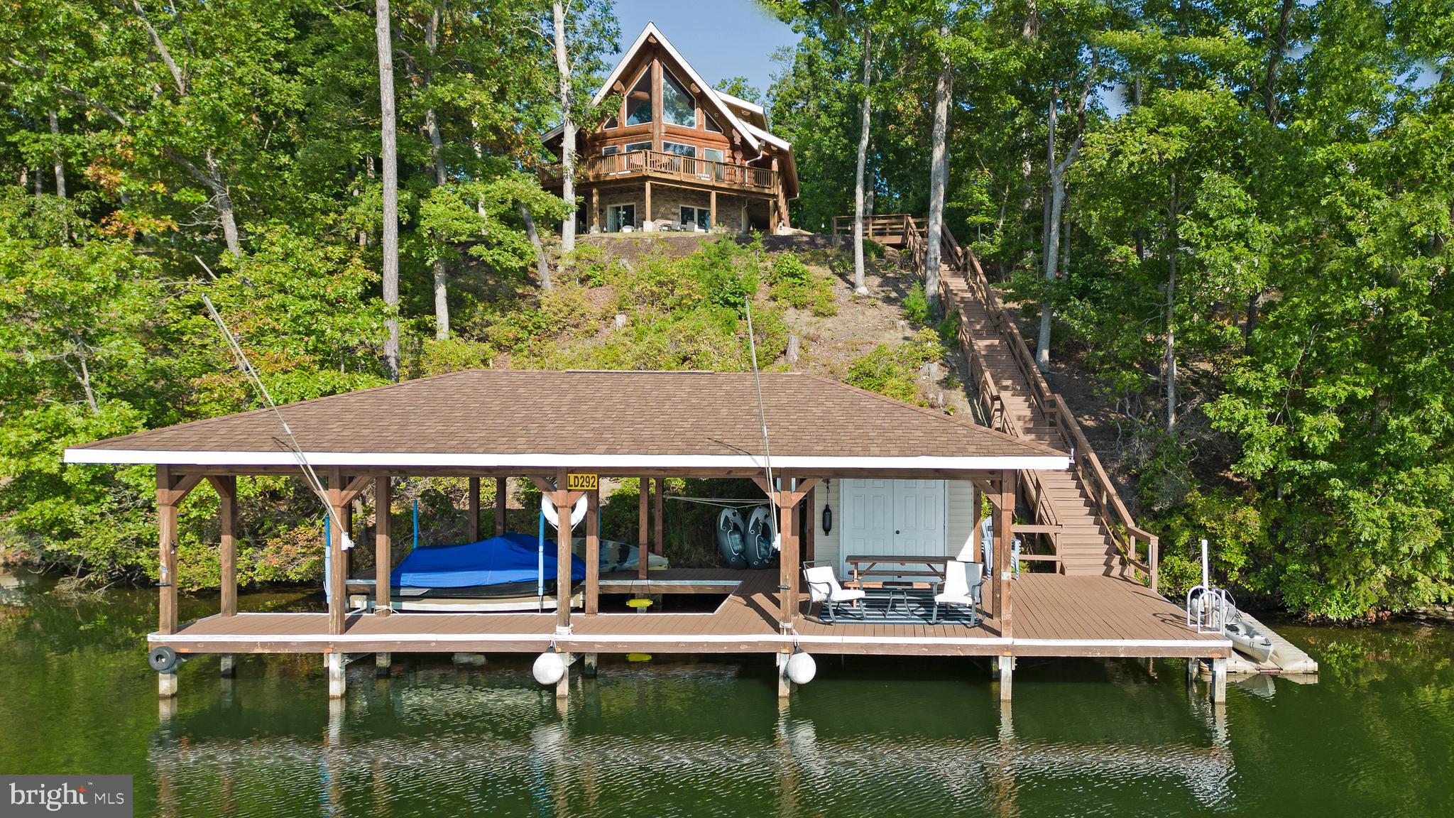 MYSTIC POINTE - Residential