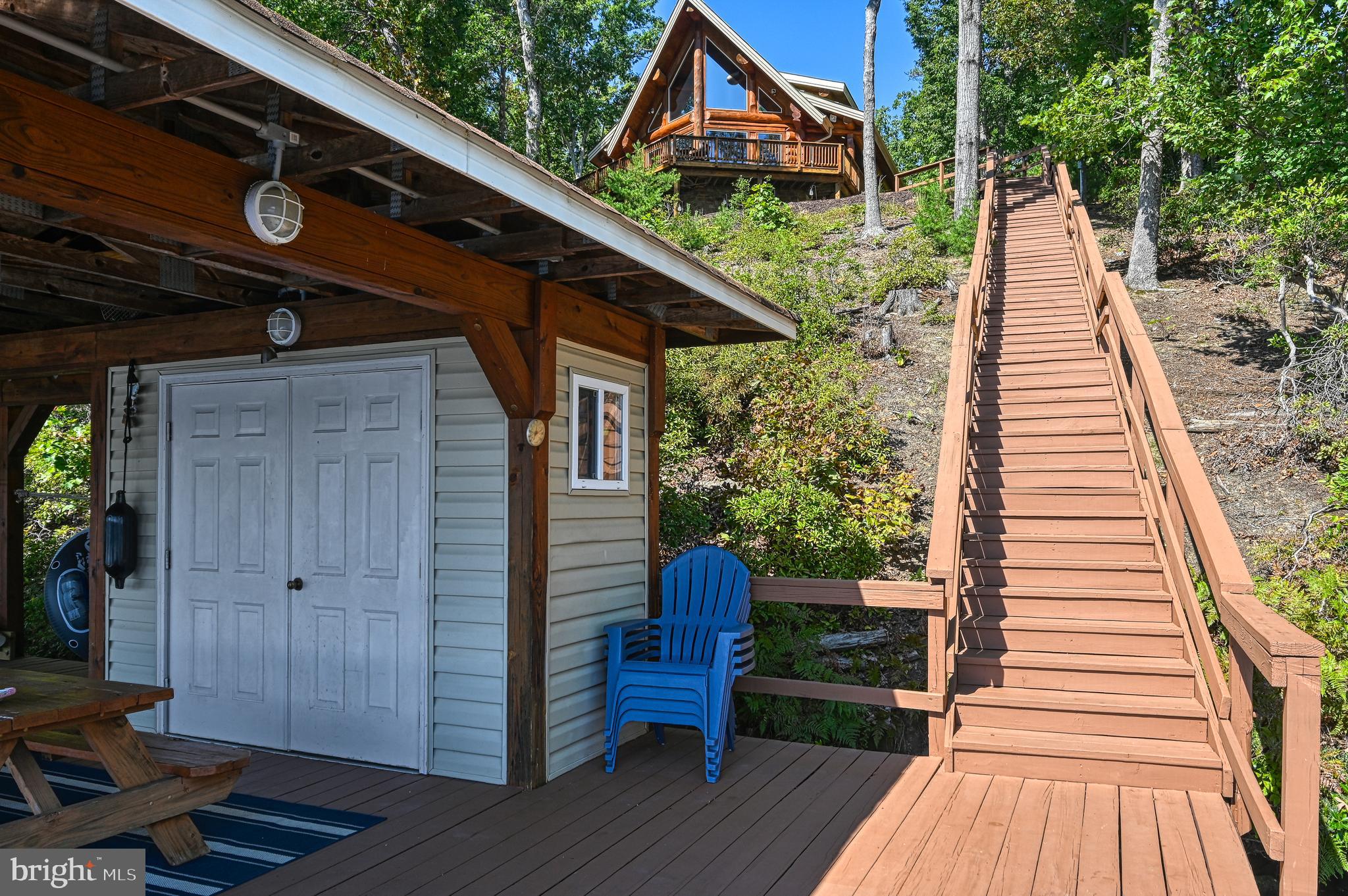 MYSTIC POINTE - Residential