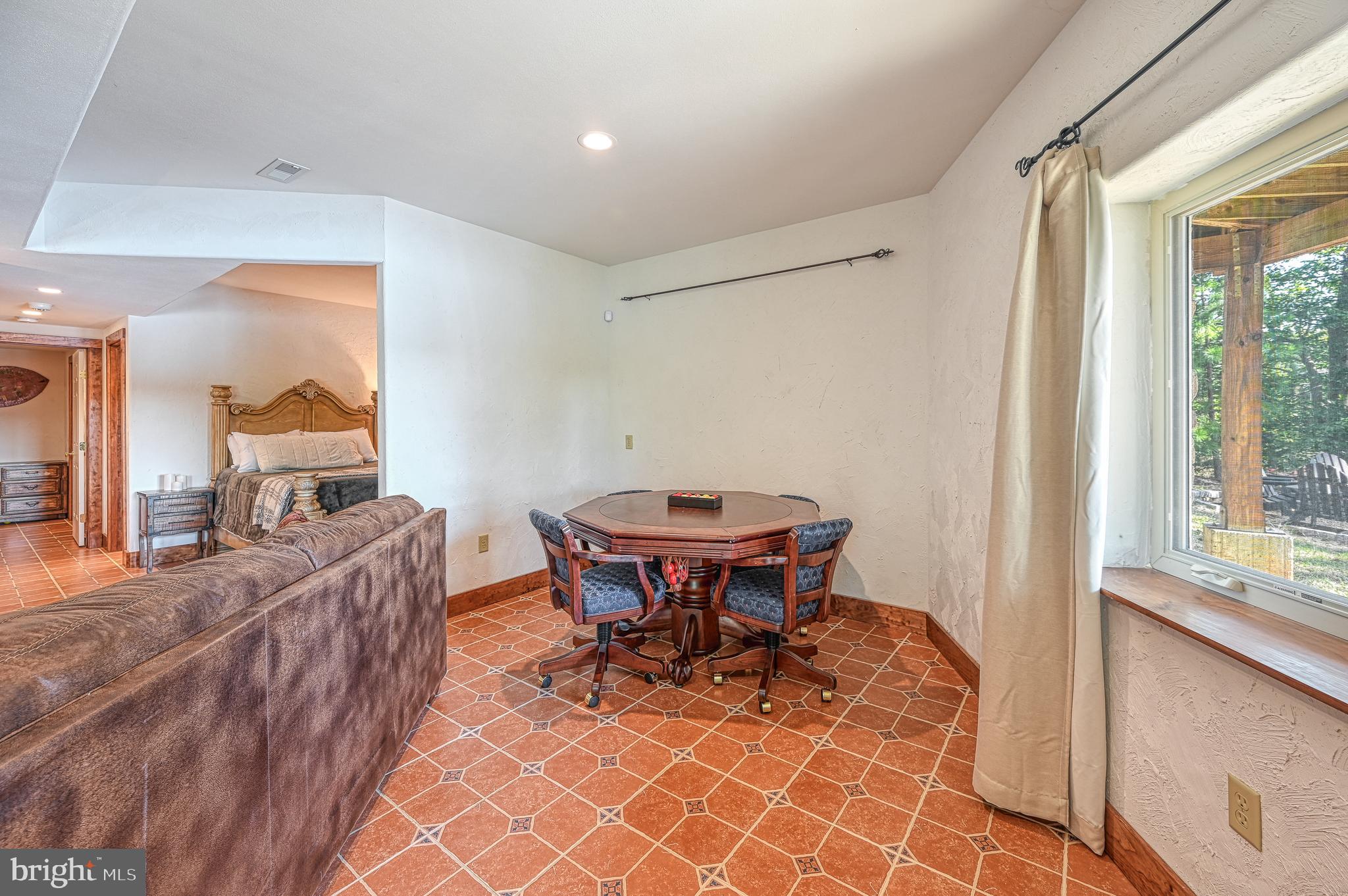 MYSTIC POINTE - Residential