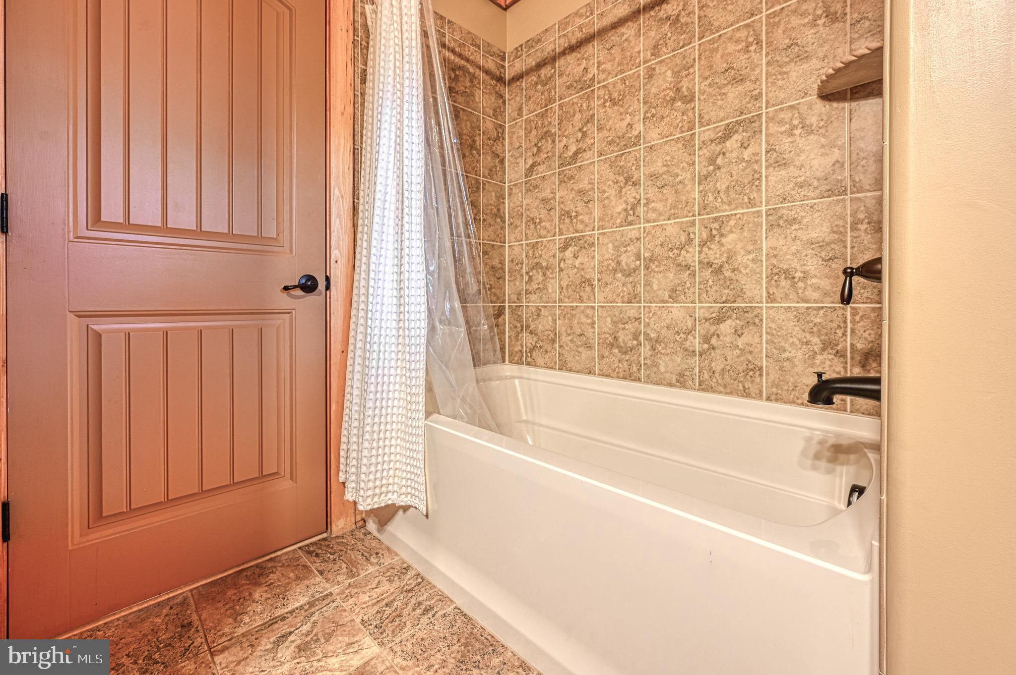 MYSTIC POINTE - Residential