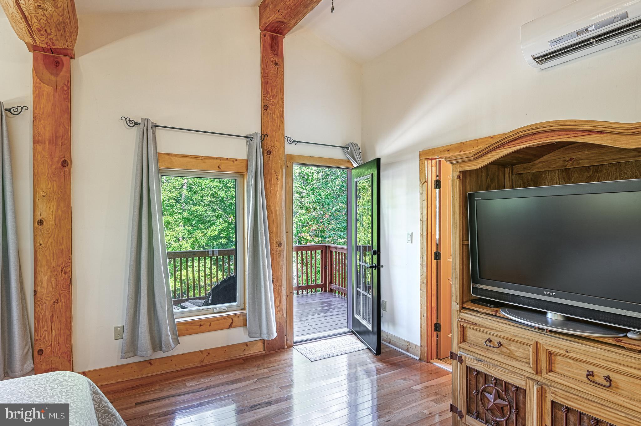 MYSTIC POINTE - Residential