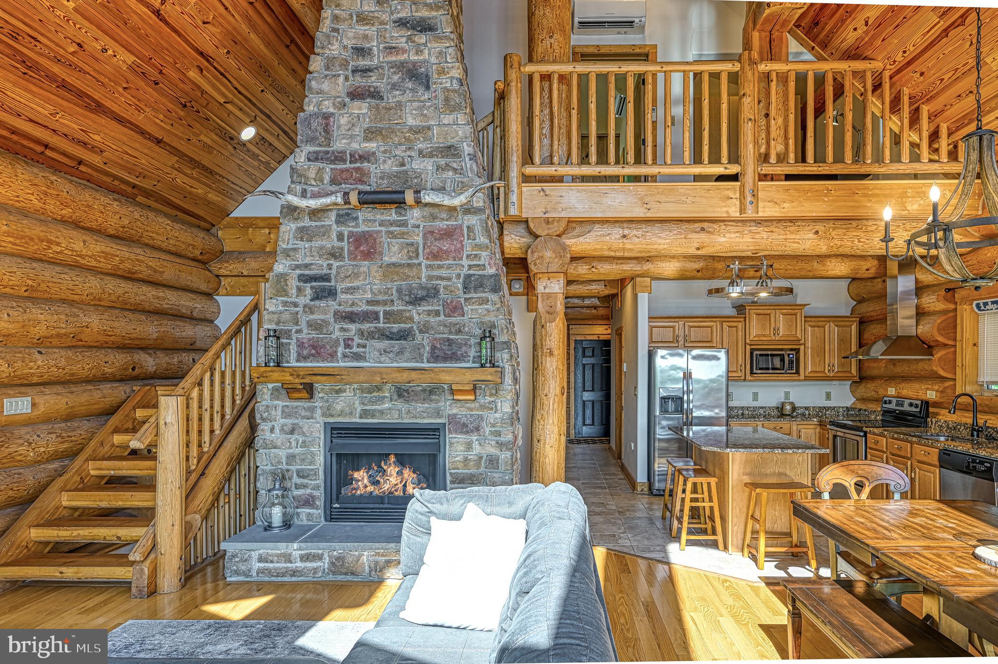 MYSTIC POINTE - Residential