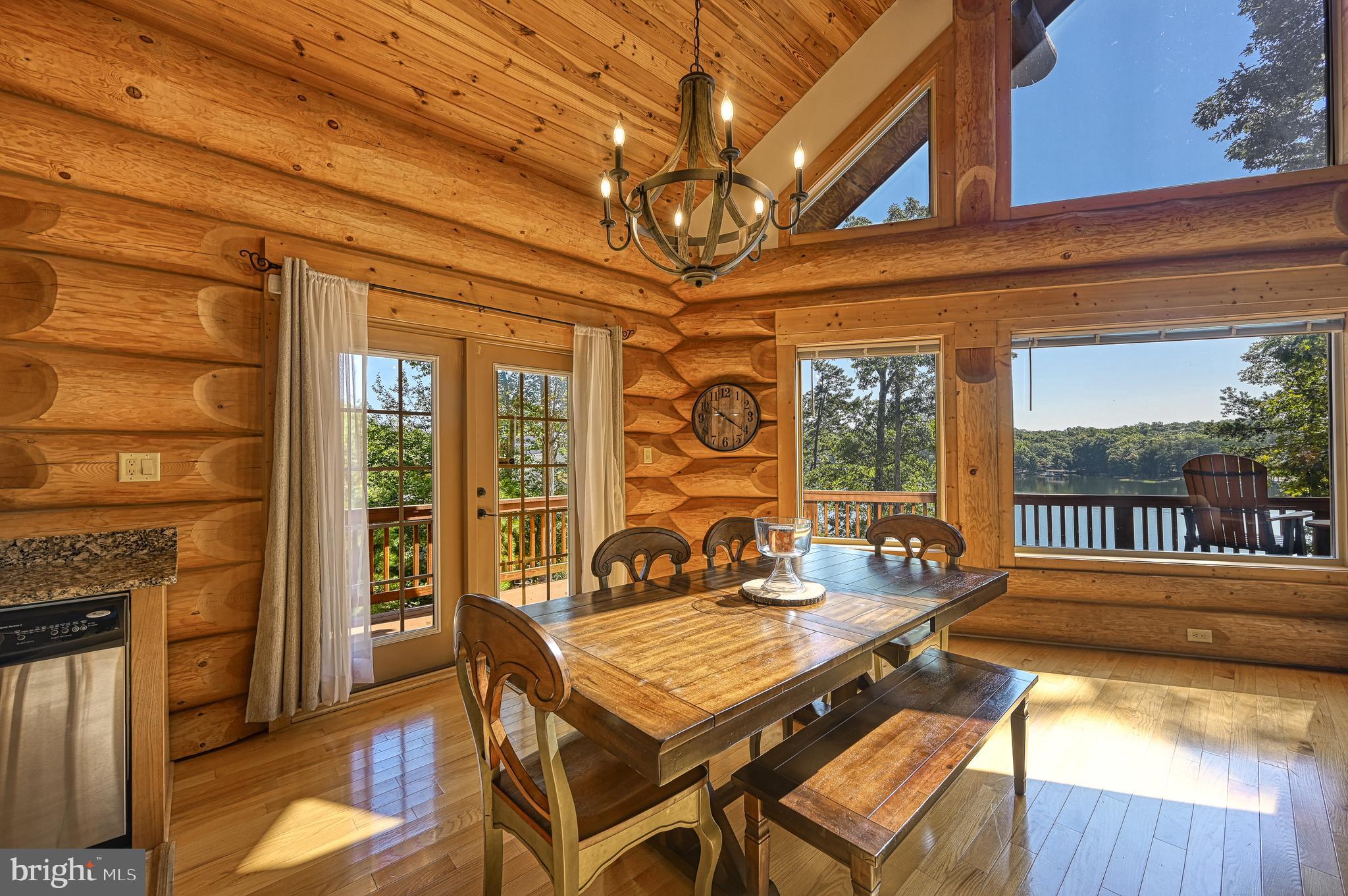 MYSTIC POINTE - Residential