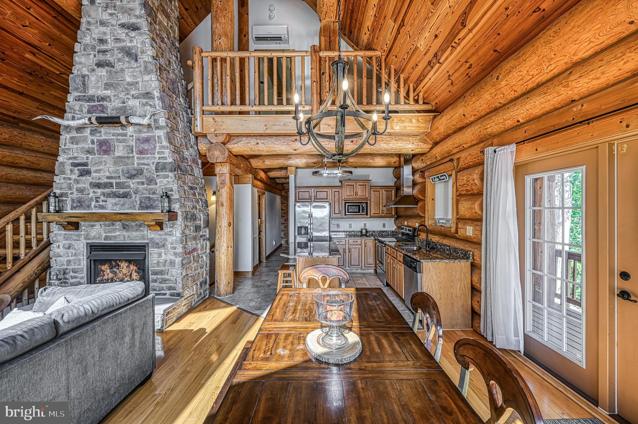 MYSTIC POINTE - Residential