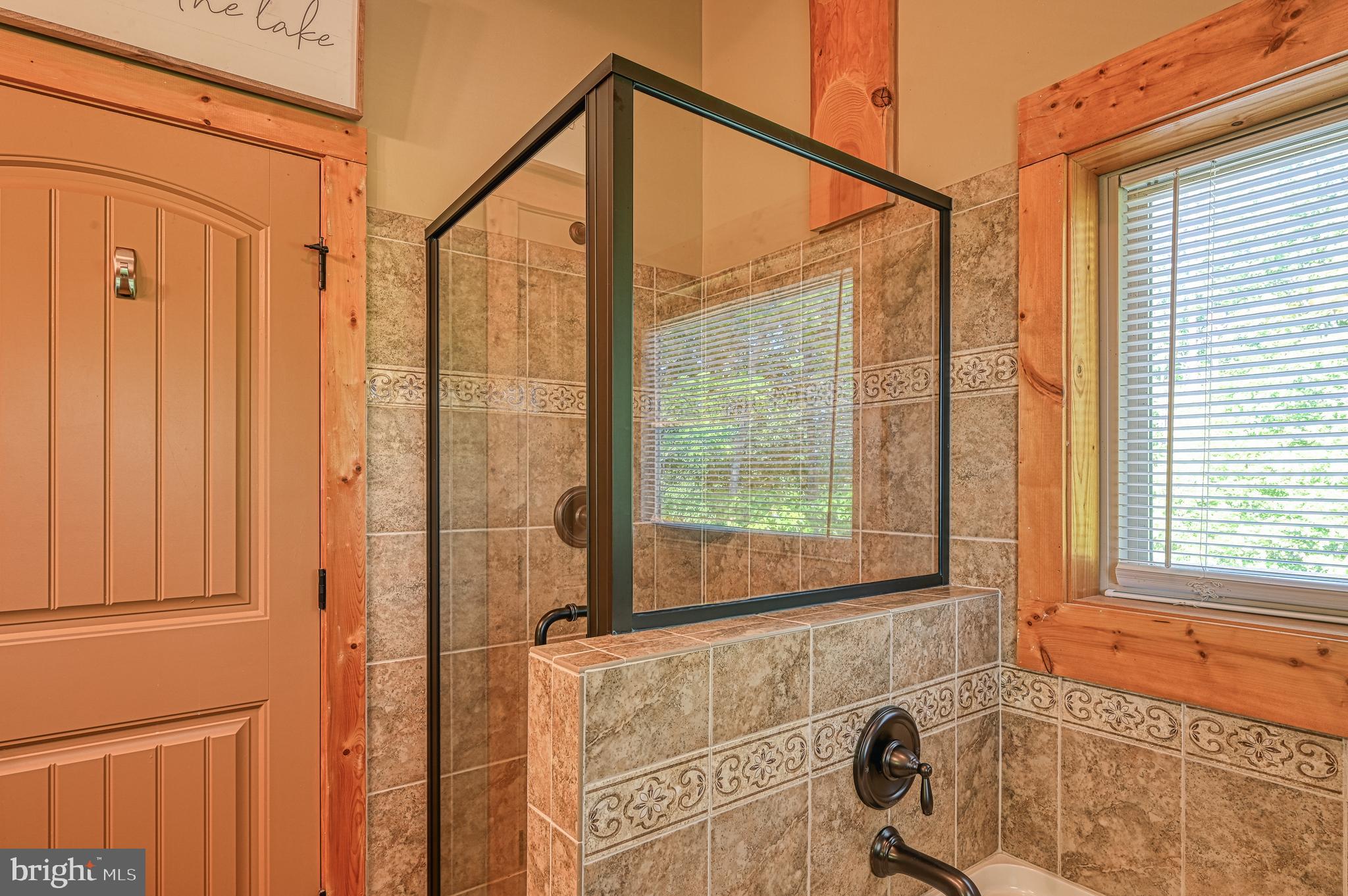 MYSTIC POINTE - Residential