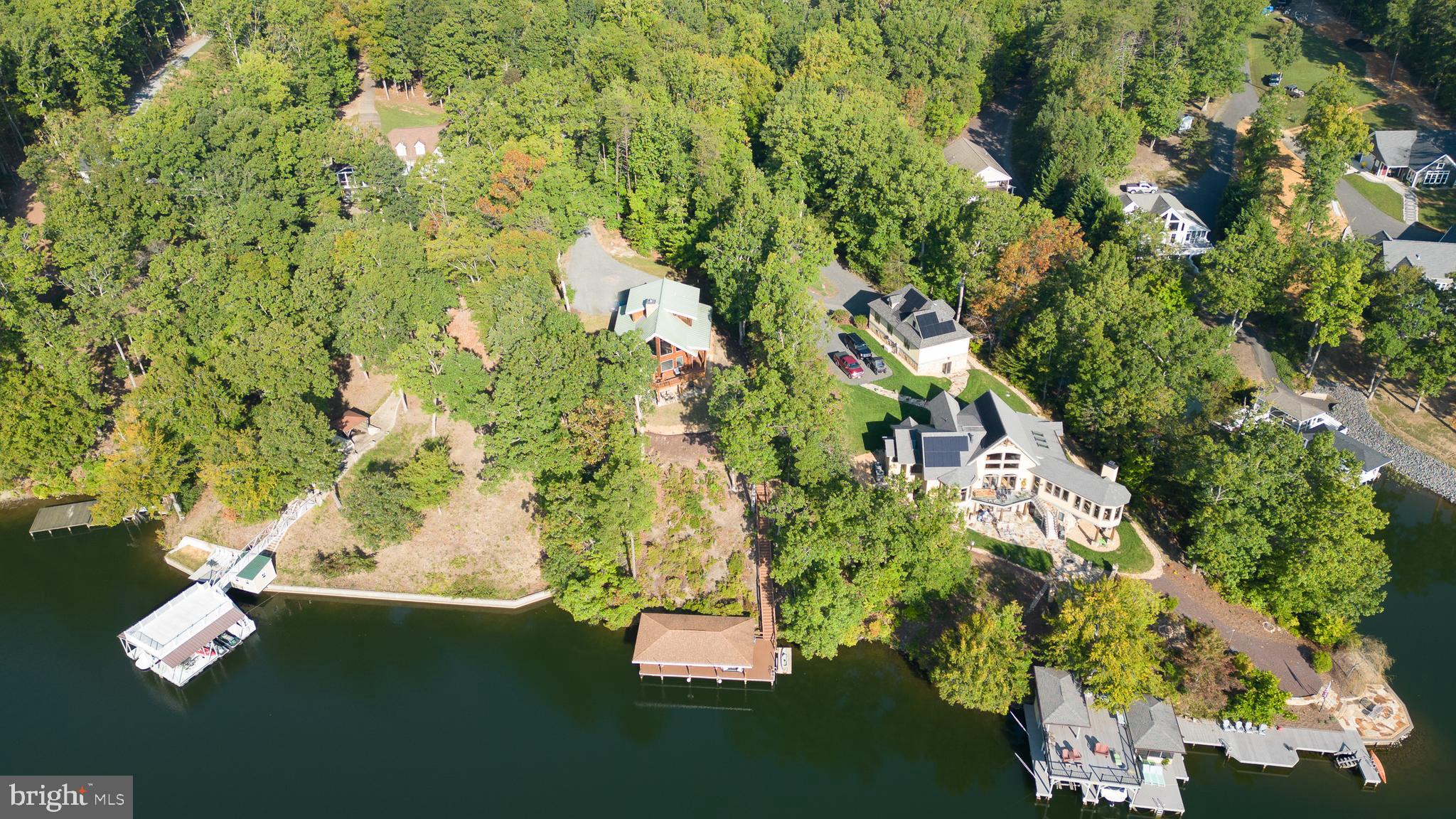 MYSTIC POINTE - Residential