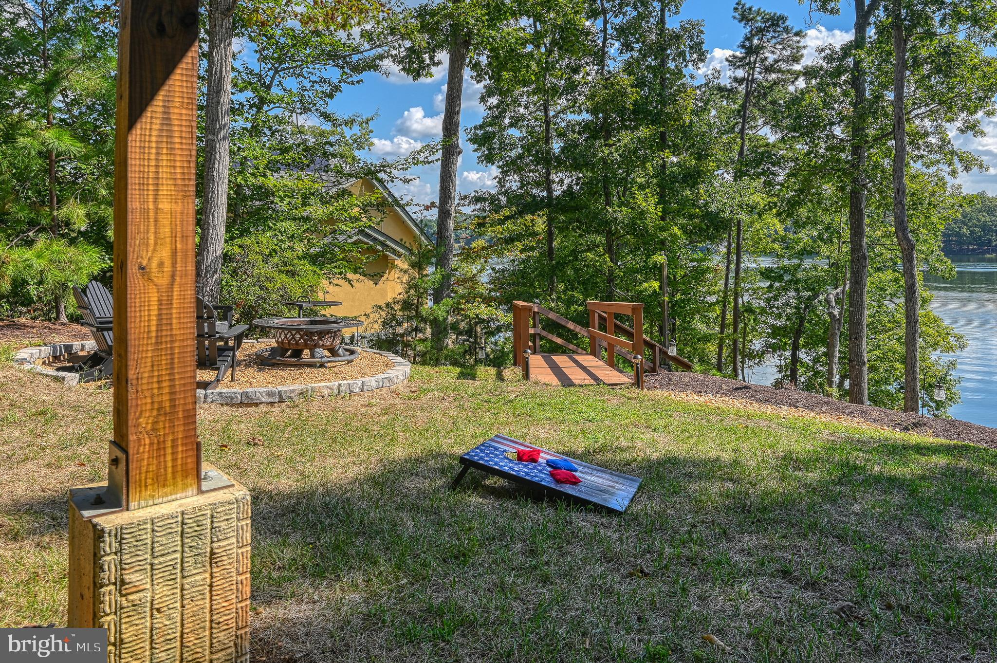 MYSTIC POINTE - Residential