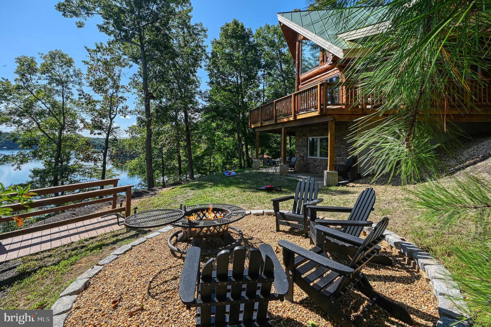 MYSTIC POINTE - Residential