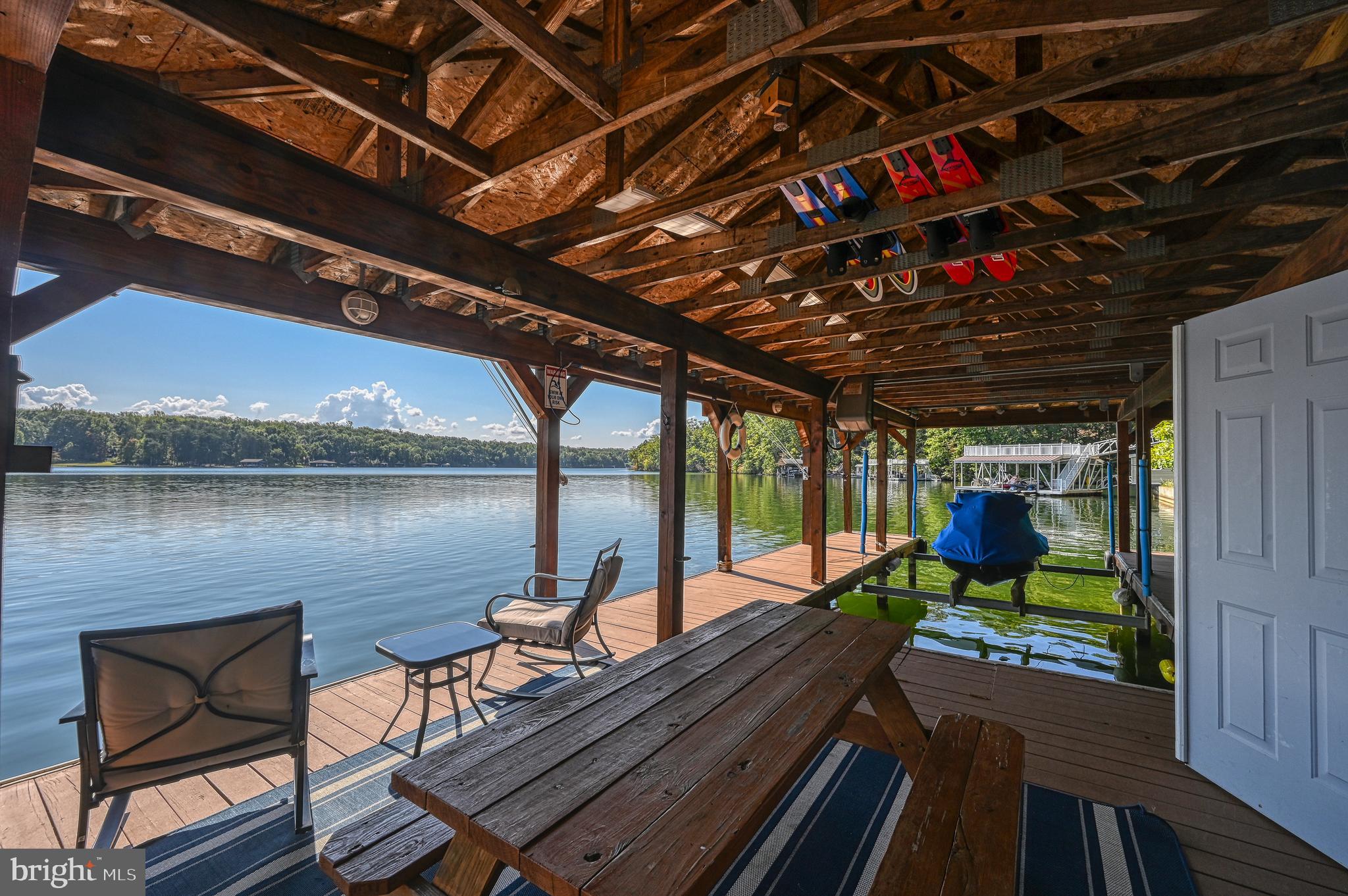 MYSTIC POINTE - Residential