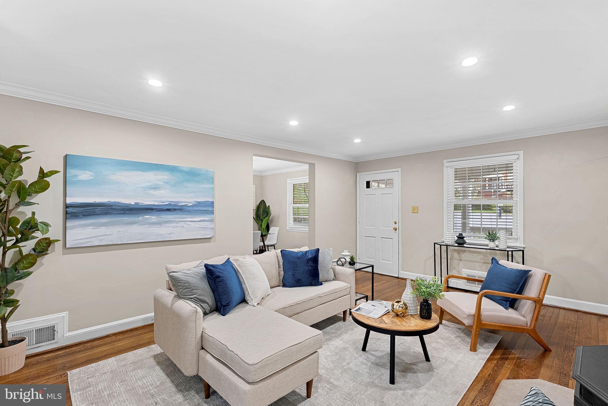 BROYHILL CREST - Residential