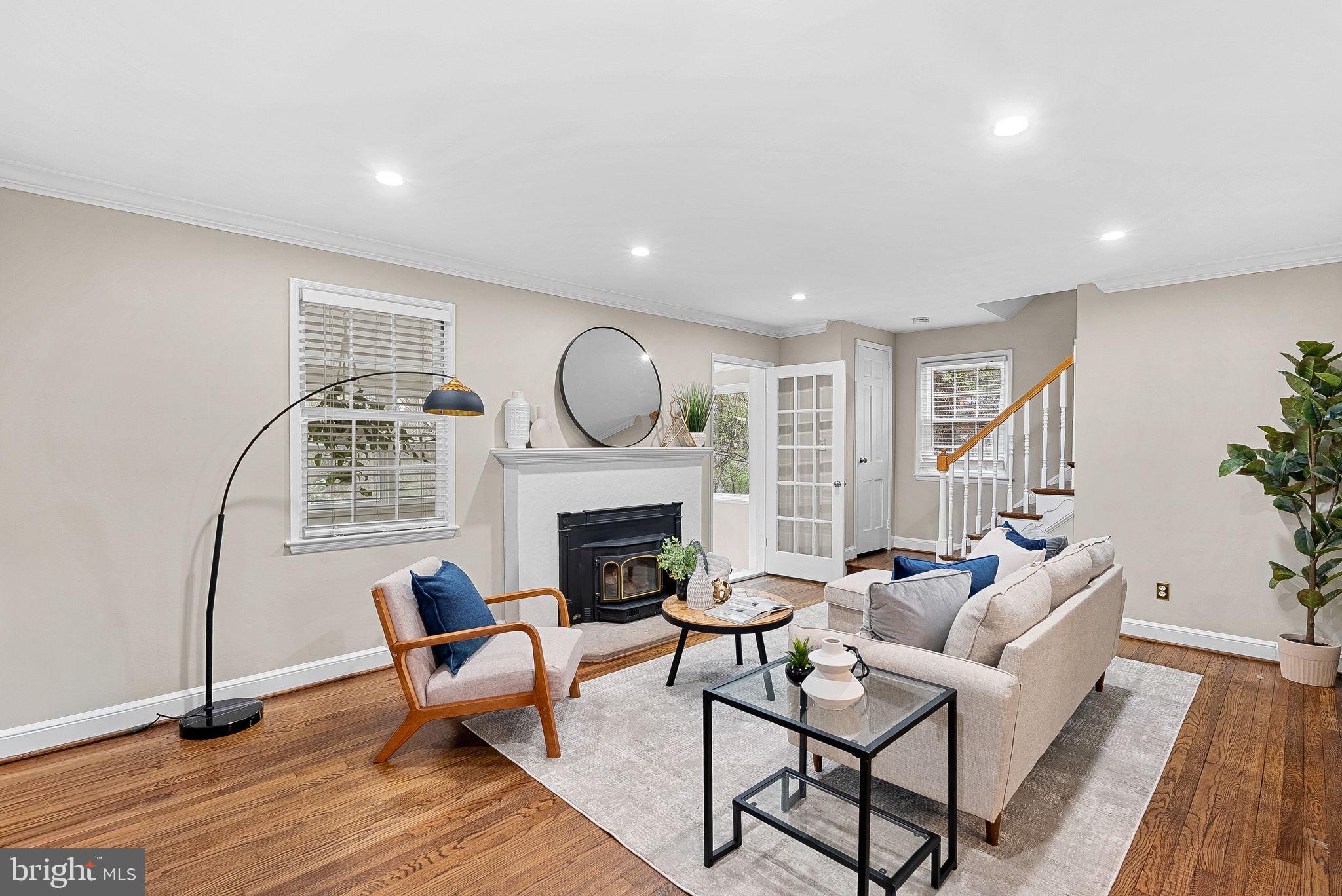 BROYHILL CREST - Residential