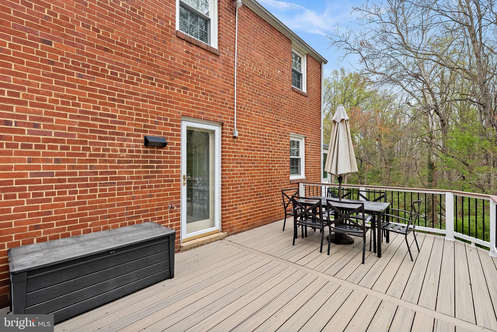 BROYHILL CREST - Residential