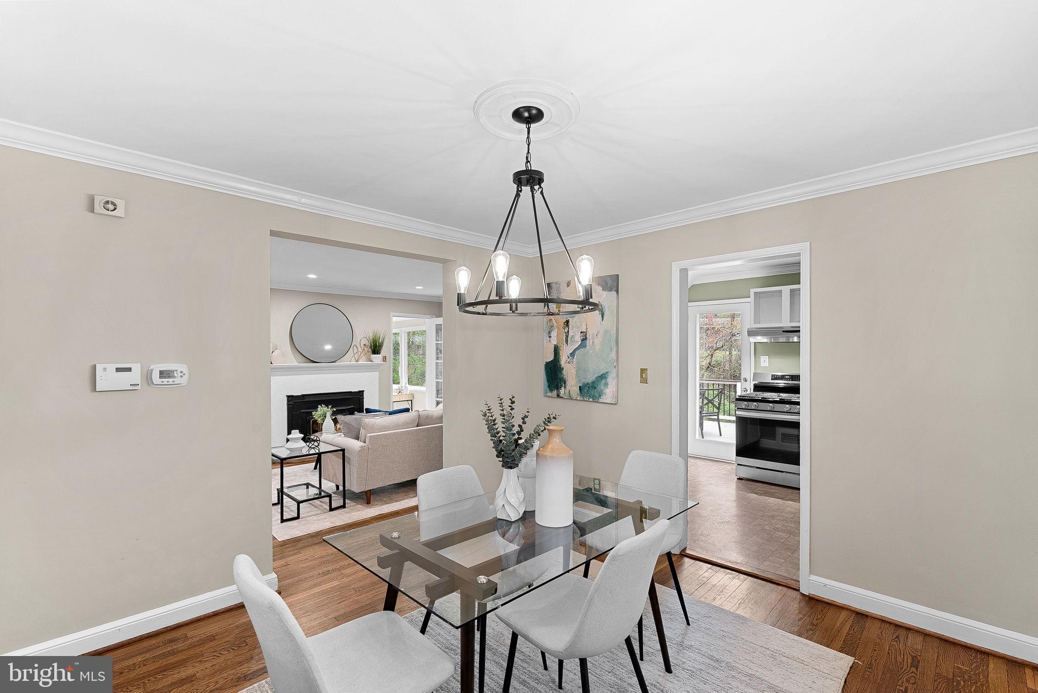 BROYHILL CREST - Residential