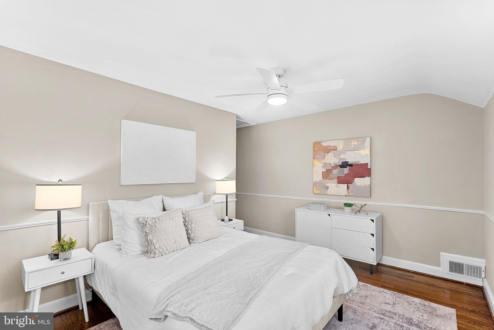 BROYHILL CREST - Residential