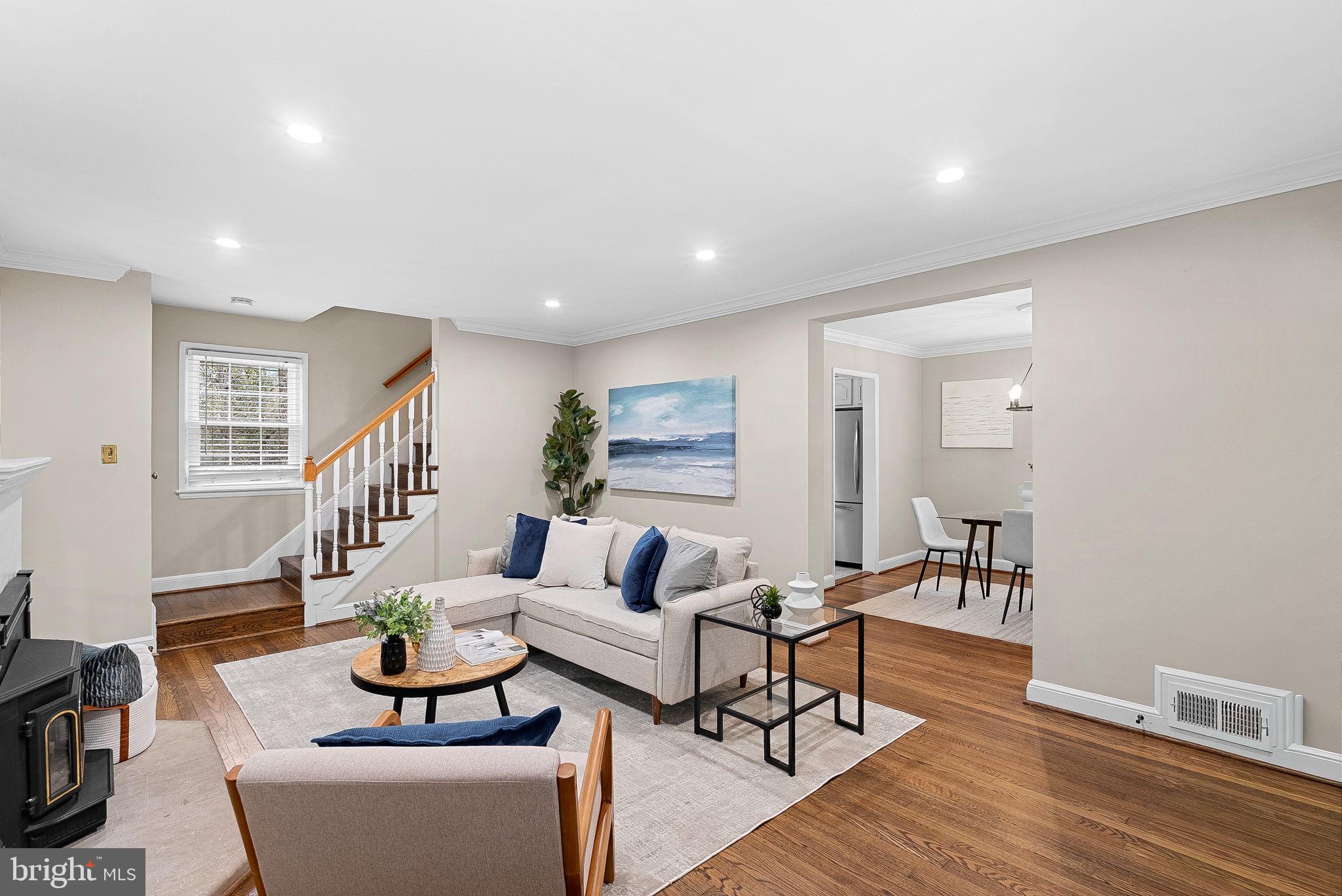 BROYHILL CREST - Residential