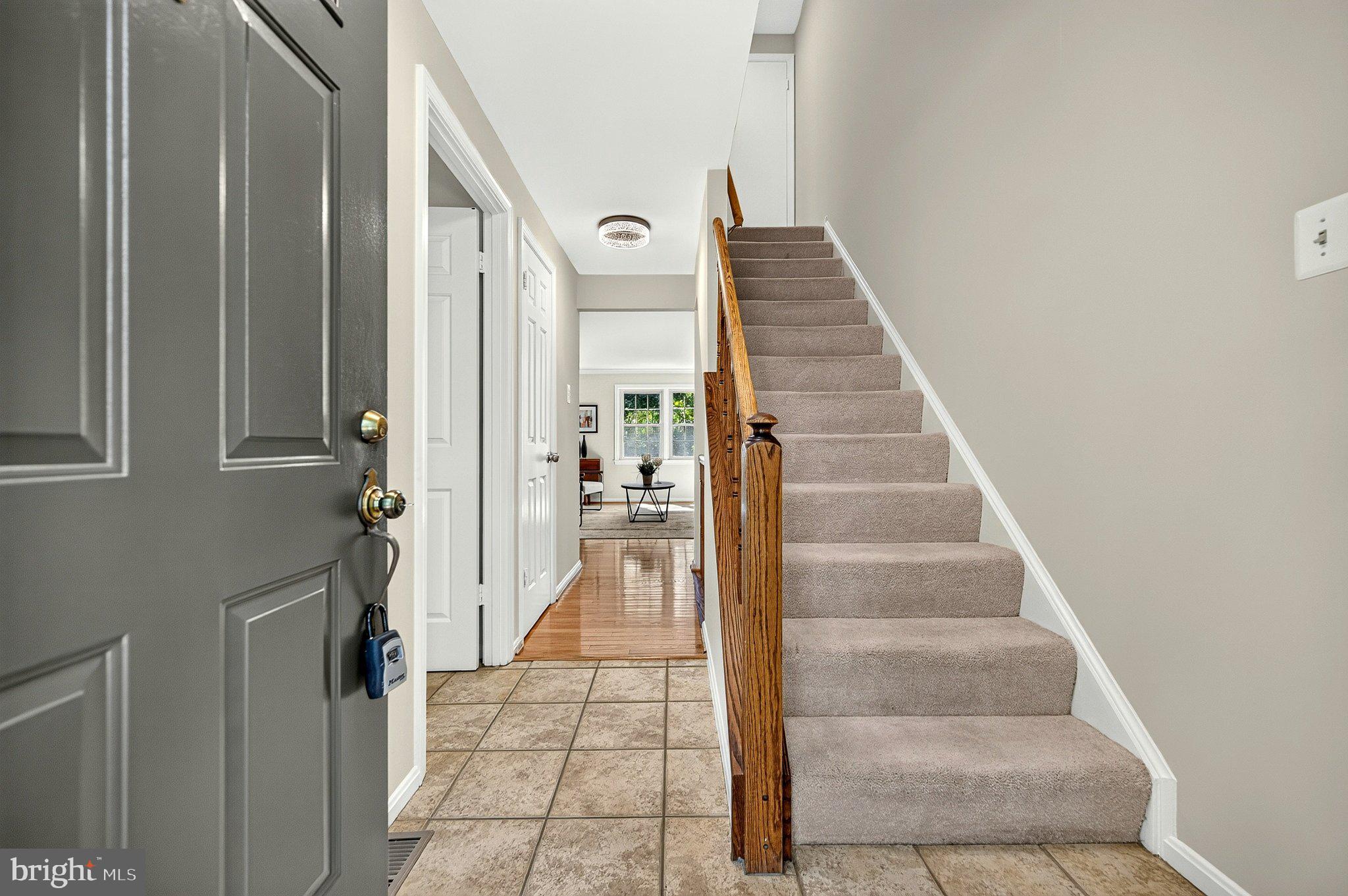 8227 GOLDSTREAM COURT