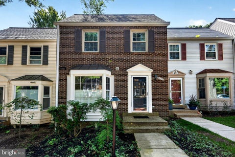 Photo of 8227 Goldstream Court, VIENNA, VA 22182 (MLS # VAFX2341512)
