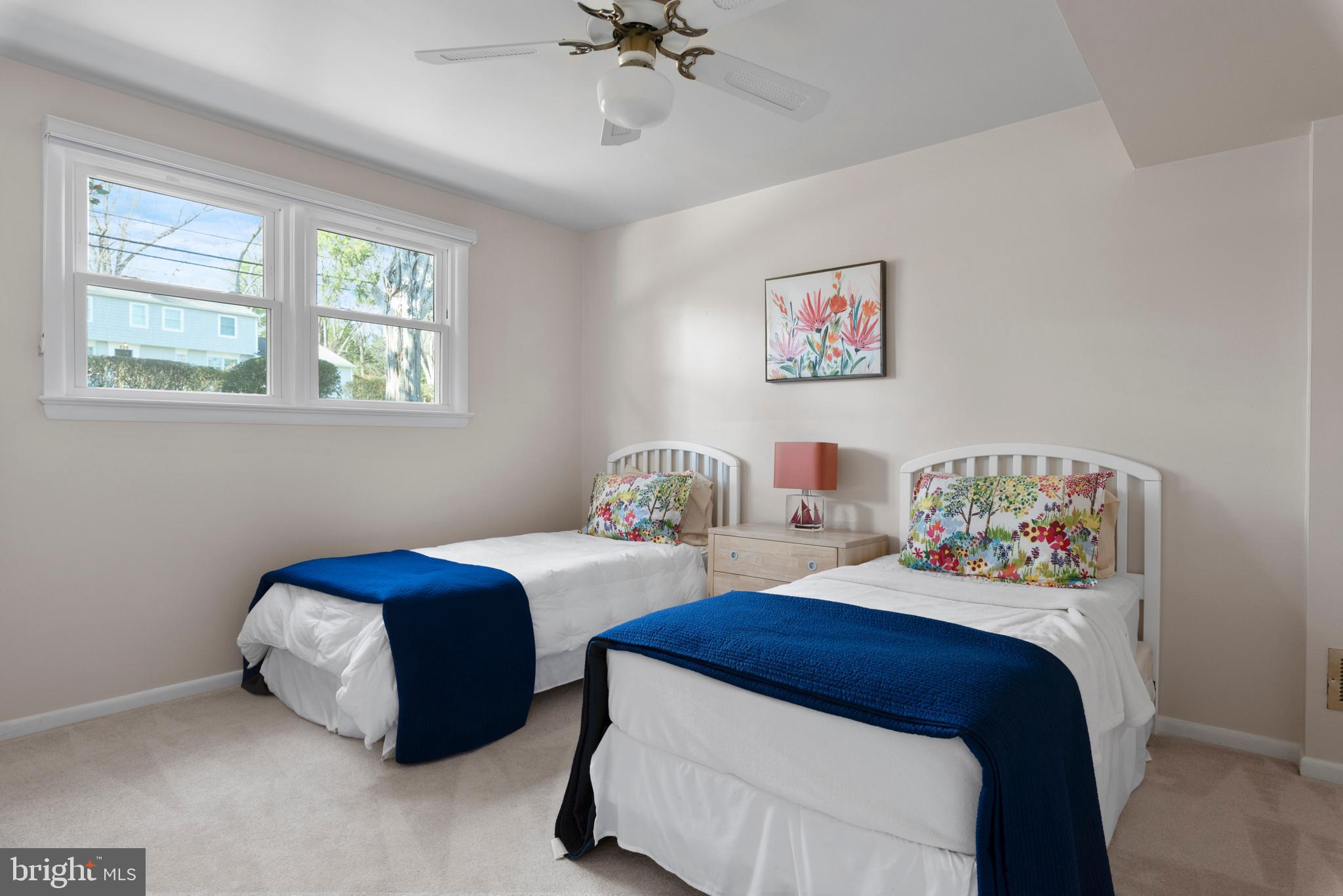 WILD ROSE SHORES - Residential