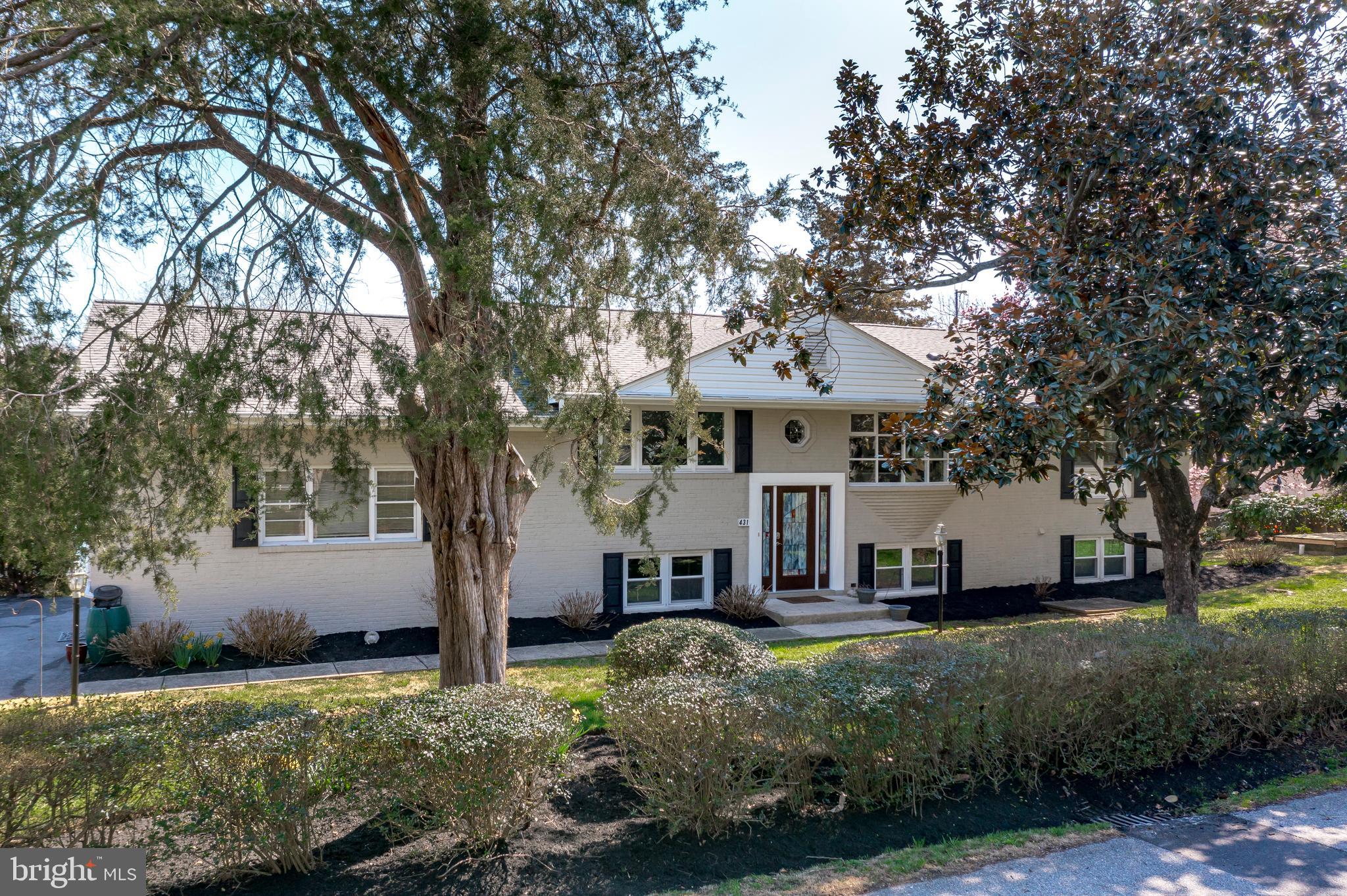 WILD ROSE SHORES - Residential