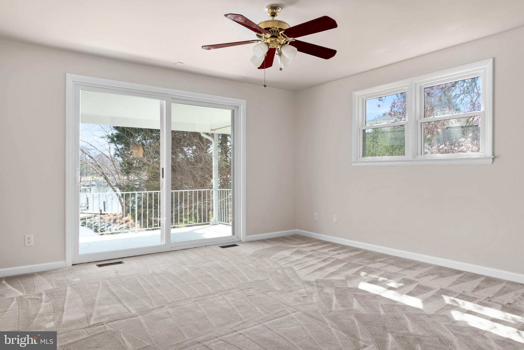 WILD ROSE SHORES - Residential