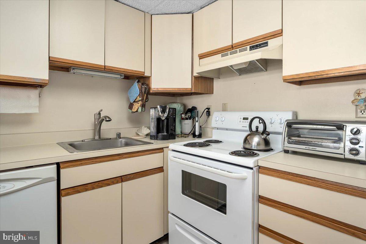 NORTH BEACH - Residential