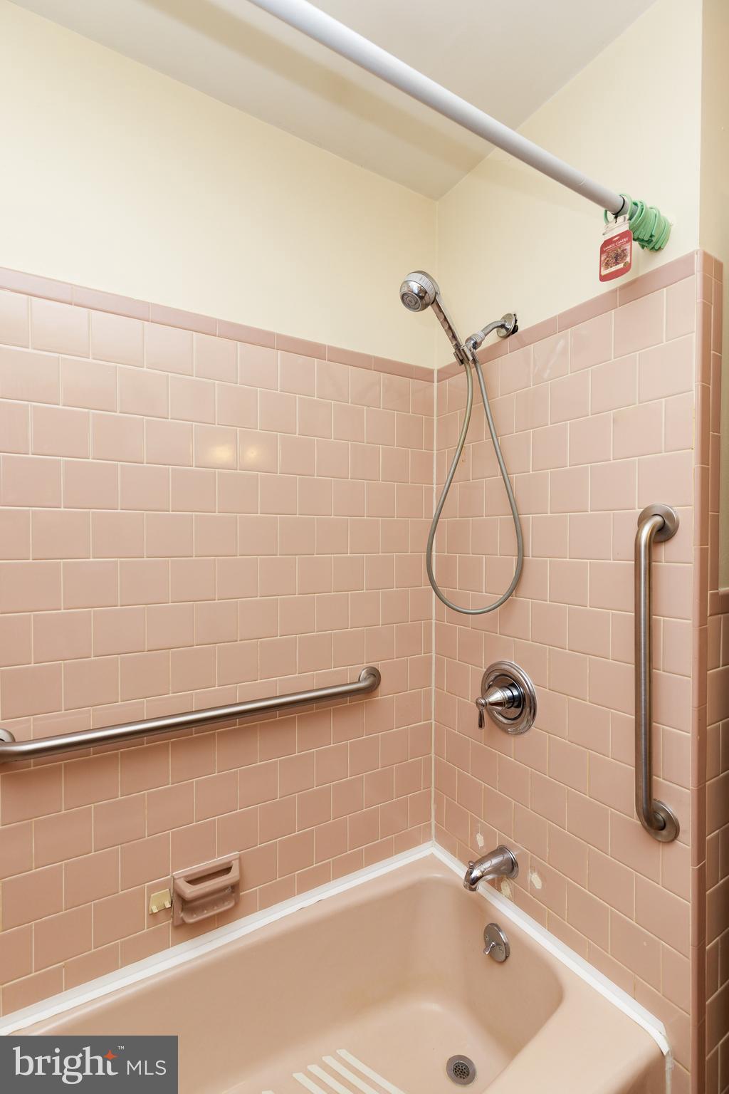 JARRETTSVILLE - Residential