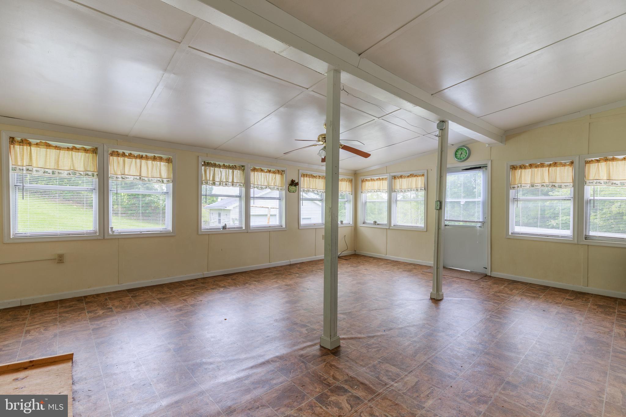 JARRETTSVILLE - Residential