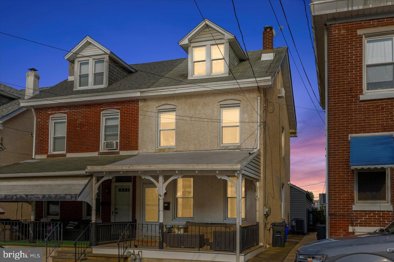 KING OF PRUSSIA - Residential Lease