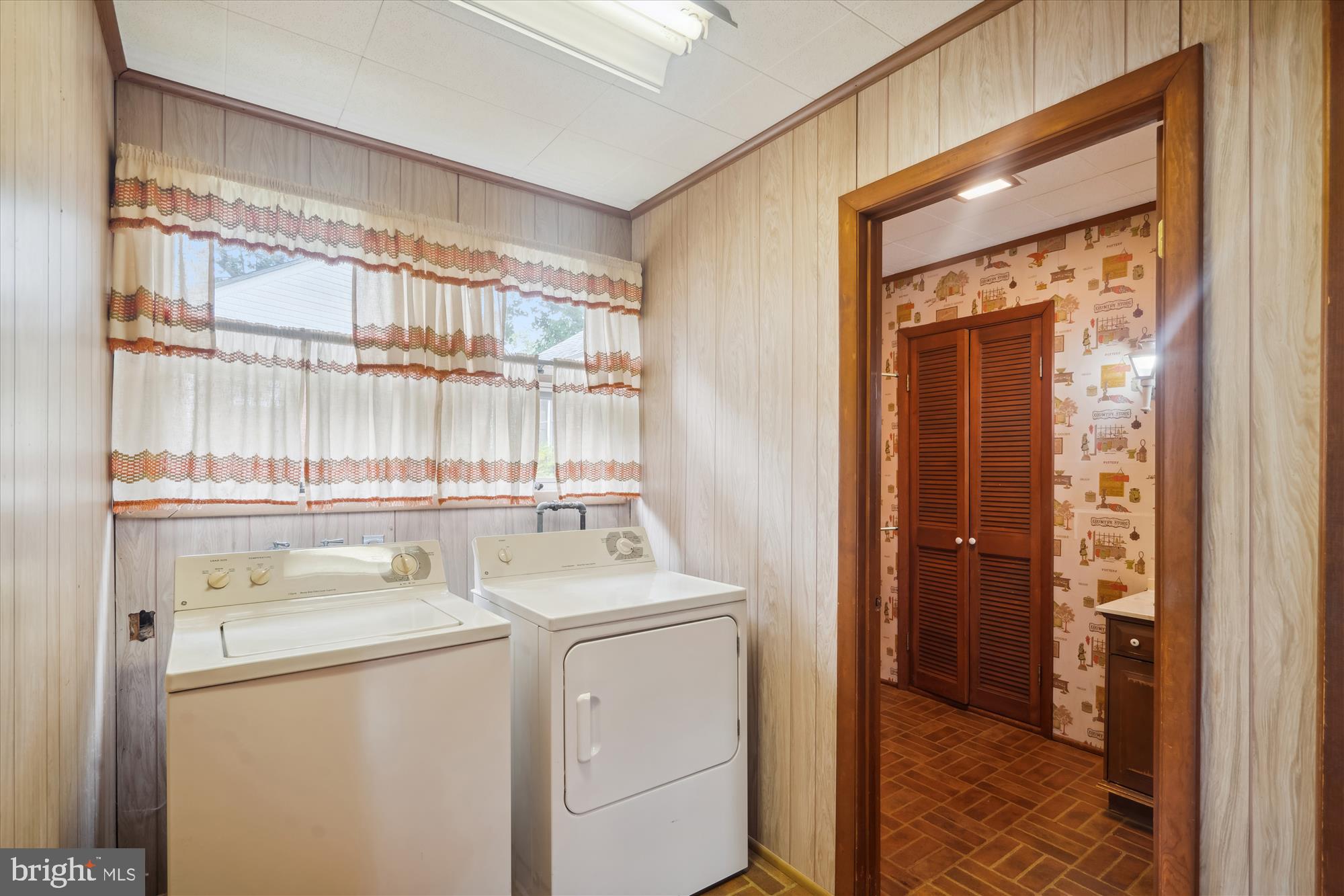 STEPHEN KNOLLS - Residential