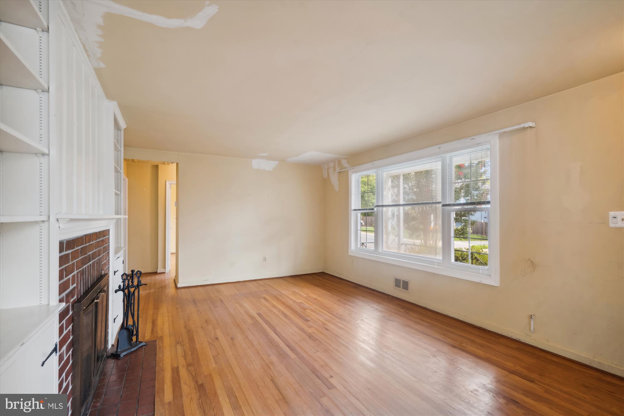 STEPHEN KNOLLS - Residential