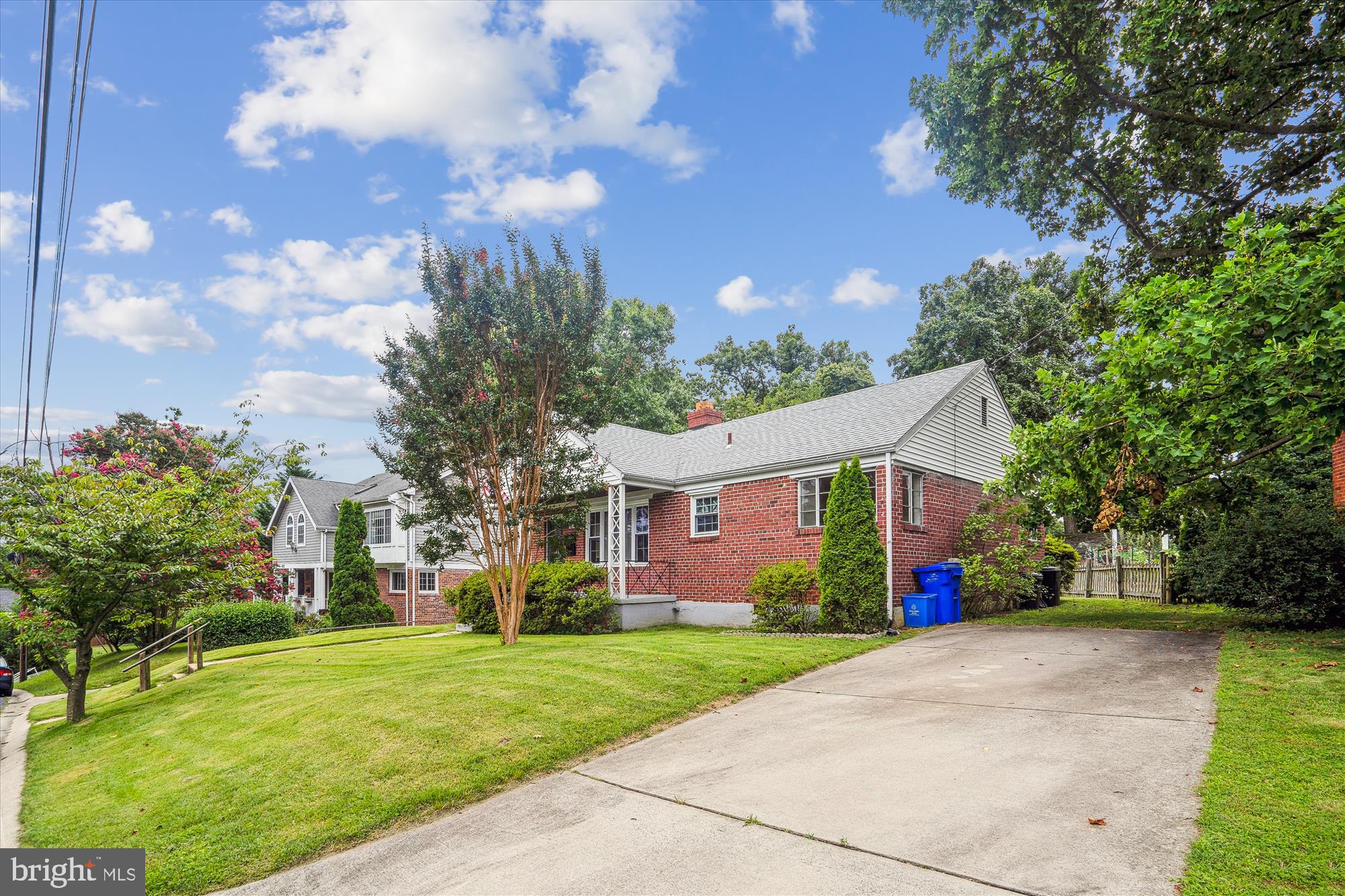 STEPHEN KNOLLS - Residential
