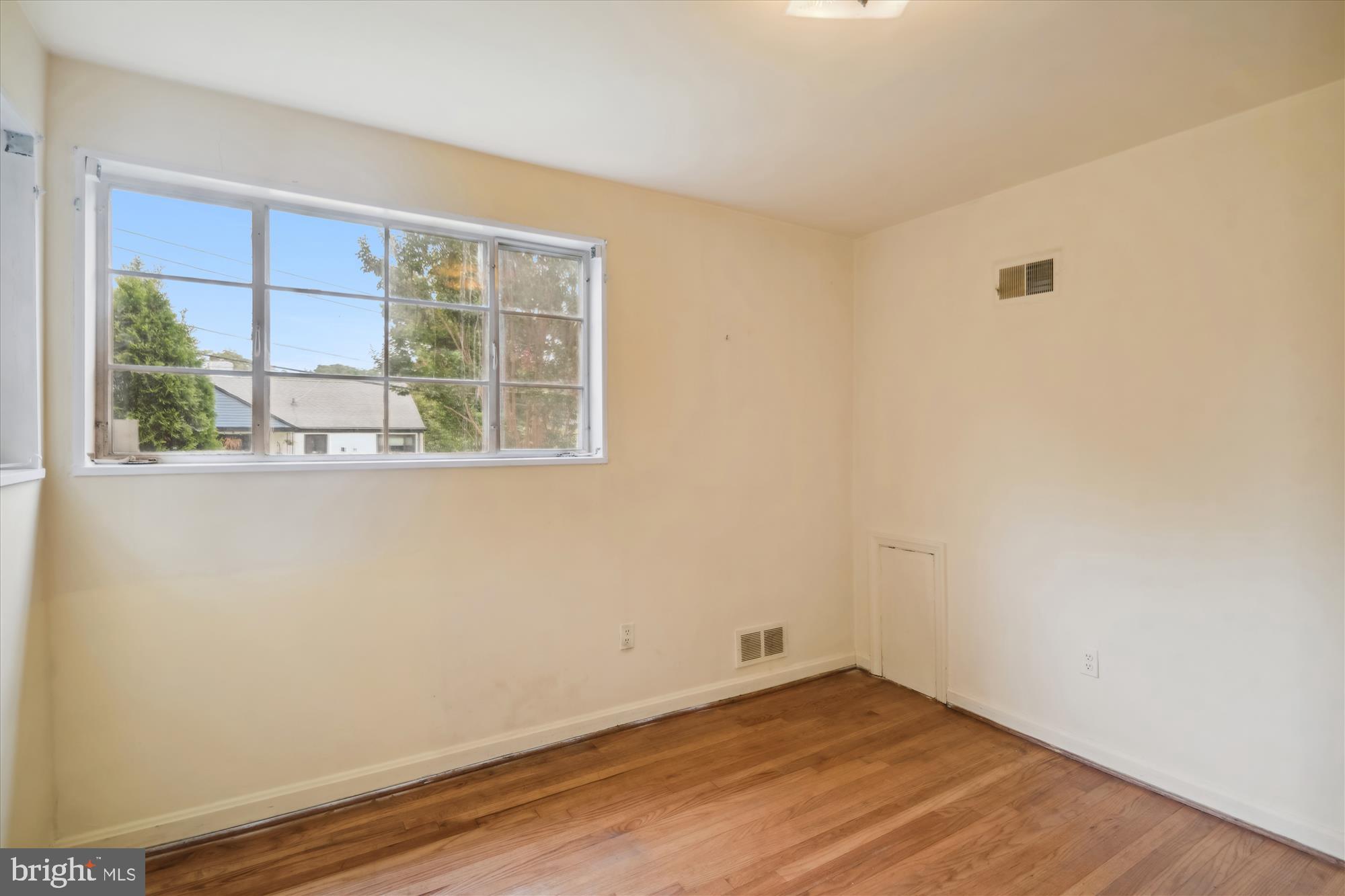 STEPHEN KNOLLS - Residential