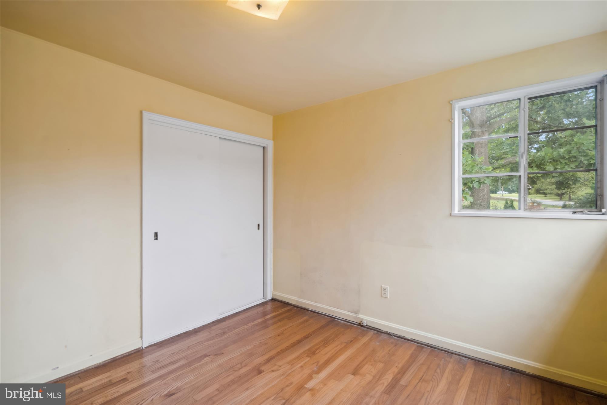 STEPHEN KNOLLS - Residential