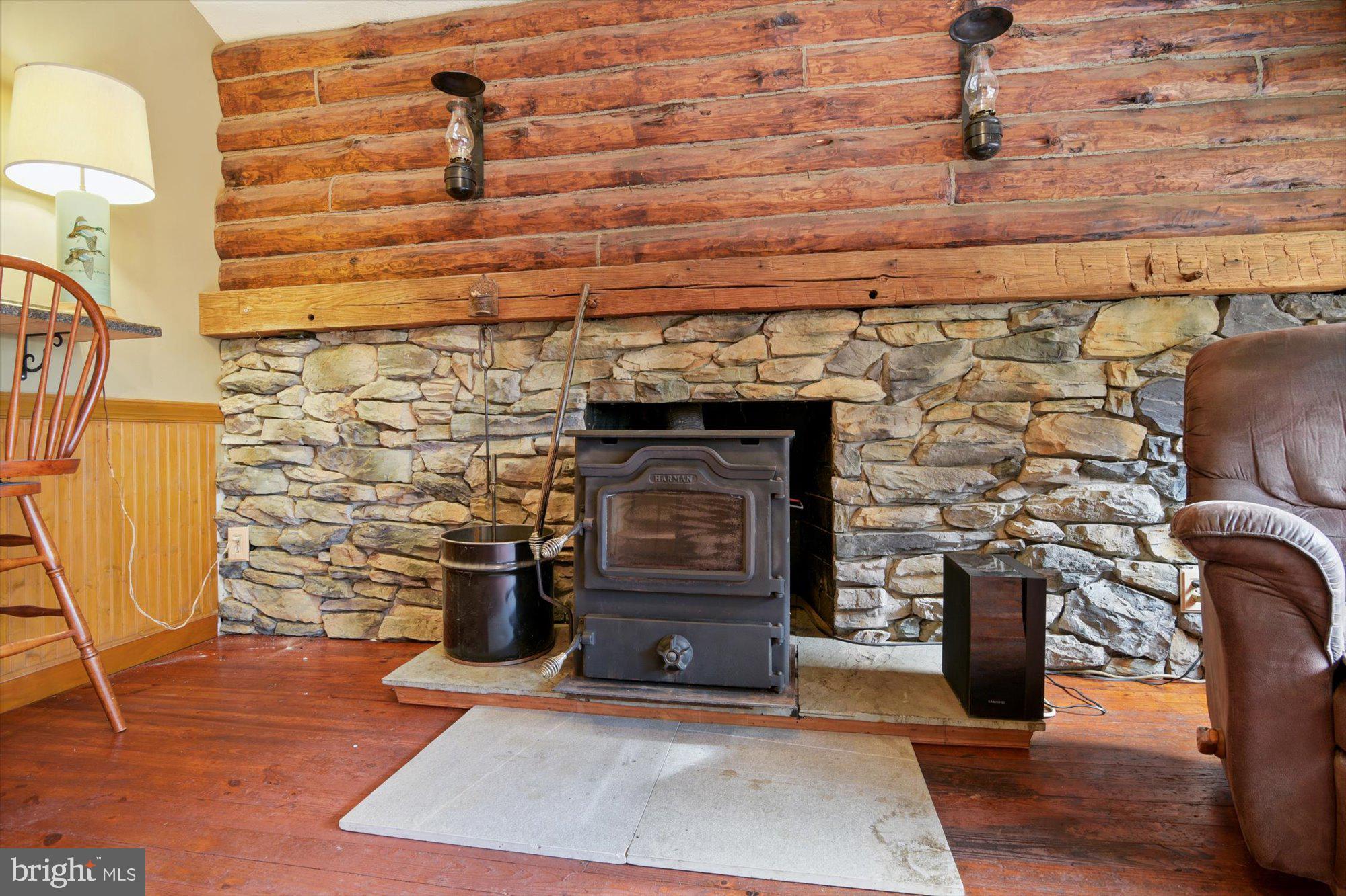 INDIAN HILLS - Residential