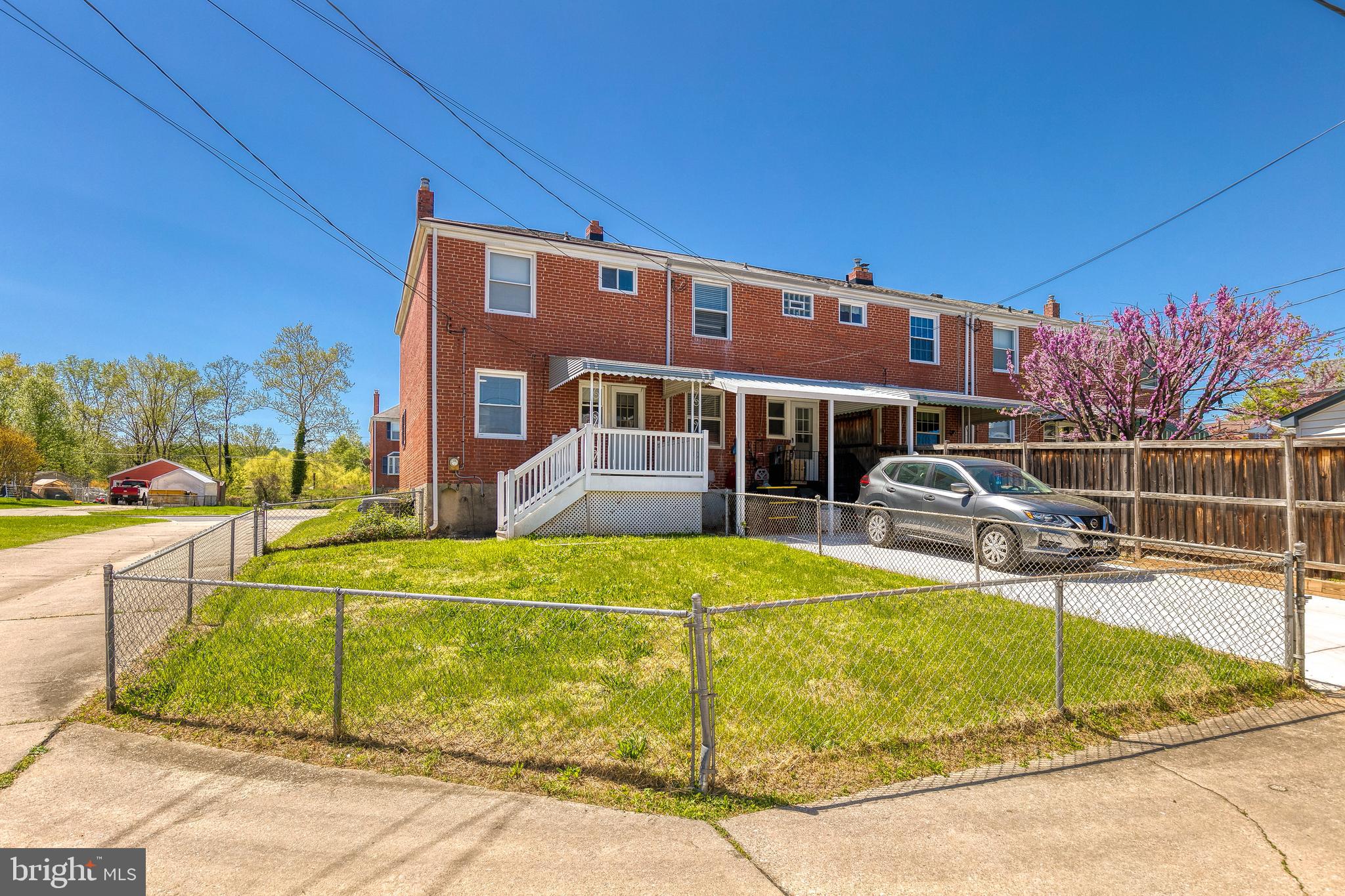 GAYLORD MANOR - Residential Lease