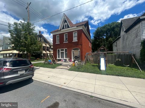 Homes For Sale - 1516 Logan Avenue<br/> TYRONE, PA 16686