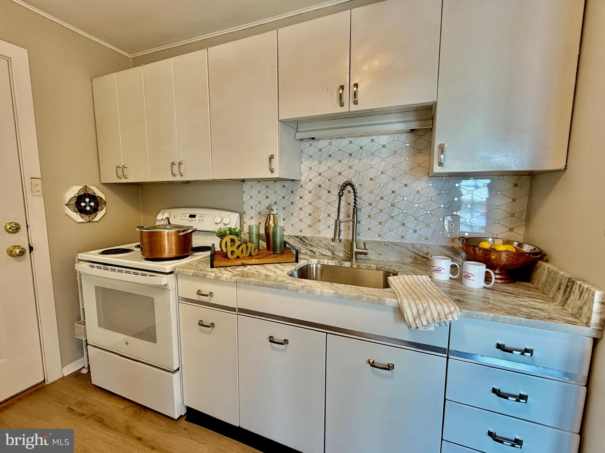 FAIRLESS HILLS - Residential
