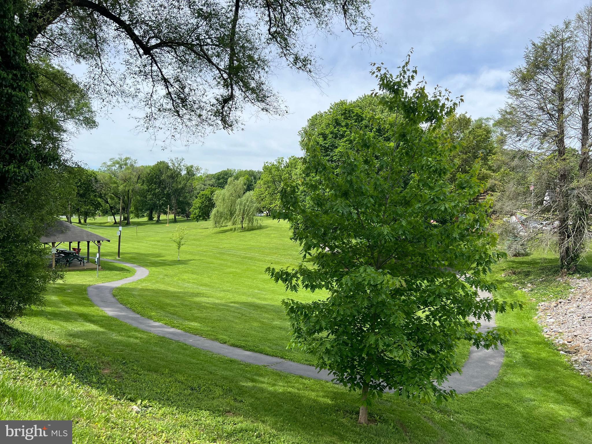 BROOKHAVEN - Residential