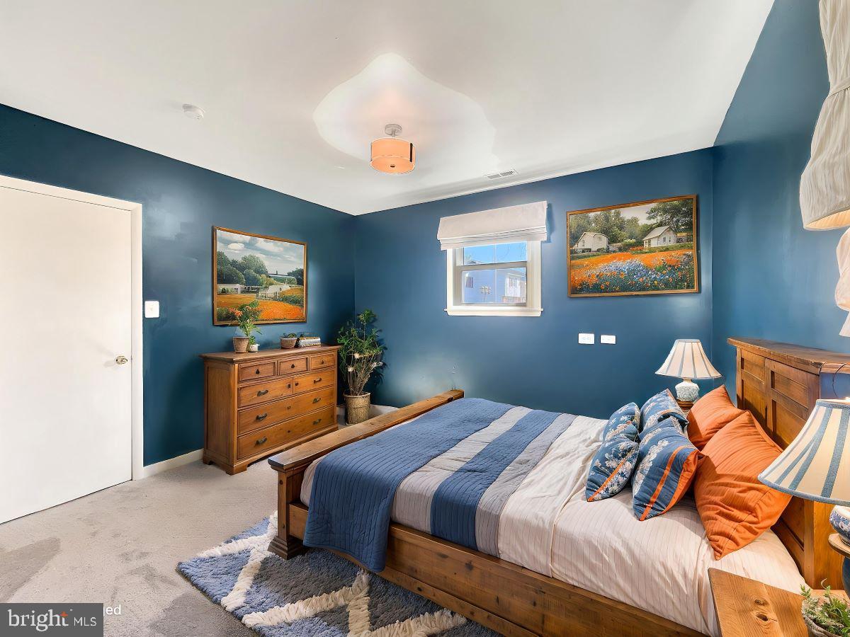 BROOKHAVEN - Residential