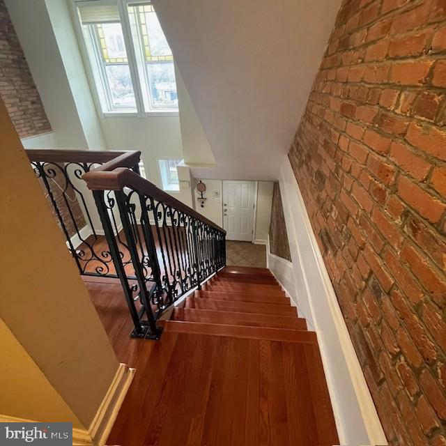 LOGAN/SHAW - Residential Lease