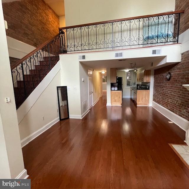 LOGAN/SHAW - Residential Lease