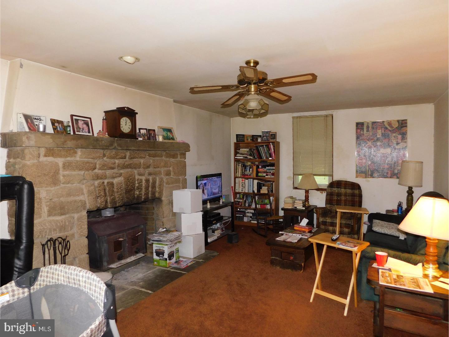 UPLAND VIL - Residential