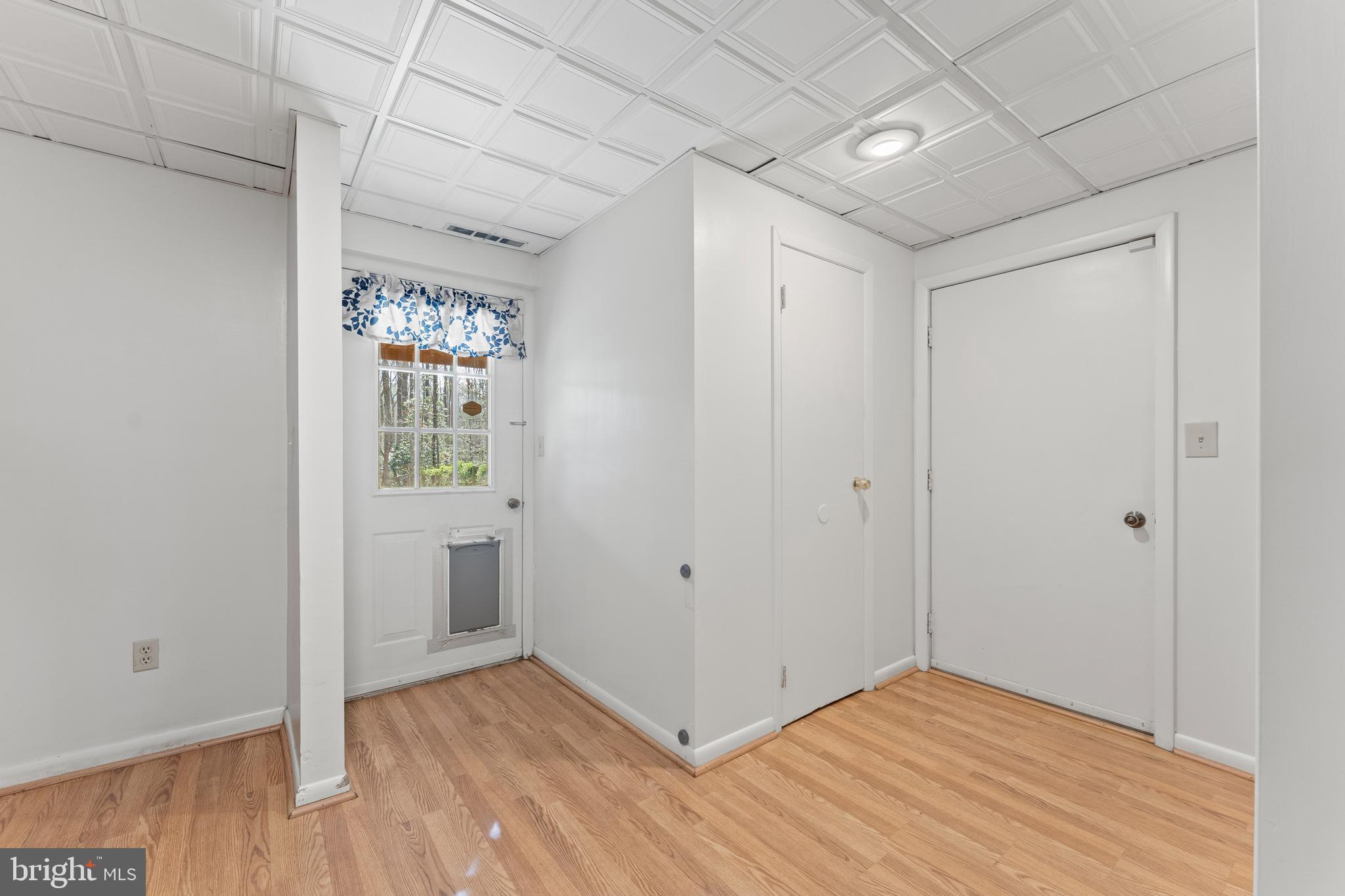 MOTTS RUN ESTATES - Residential