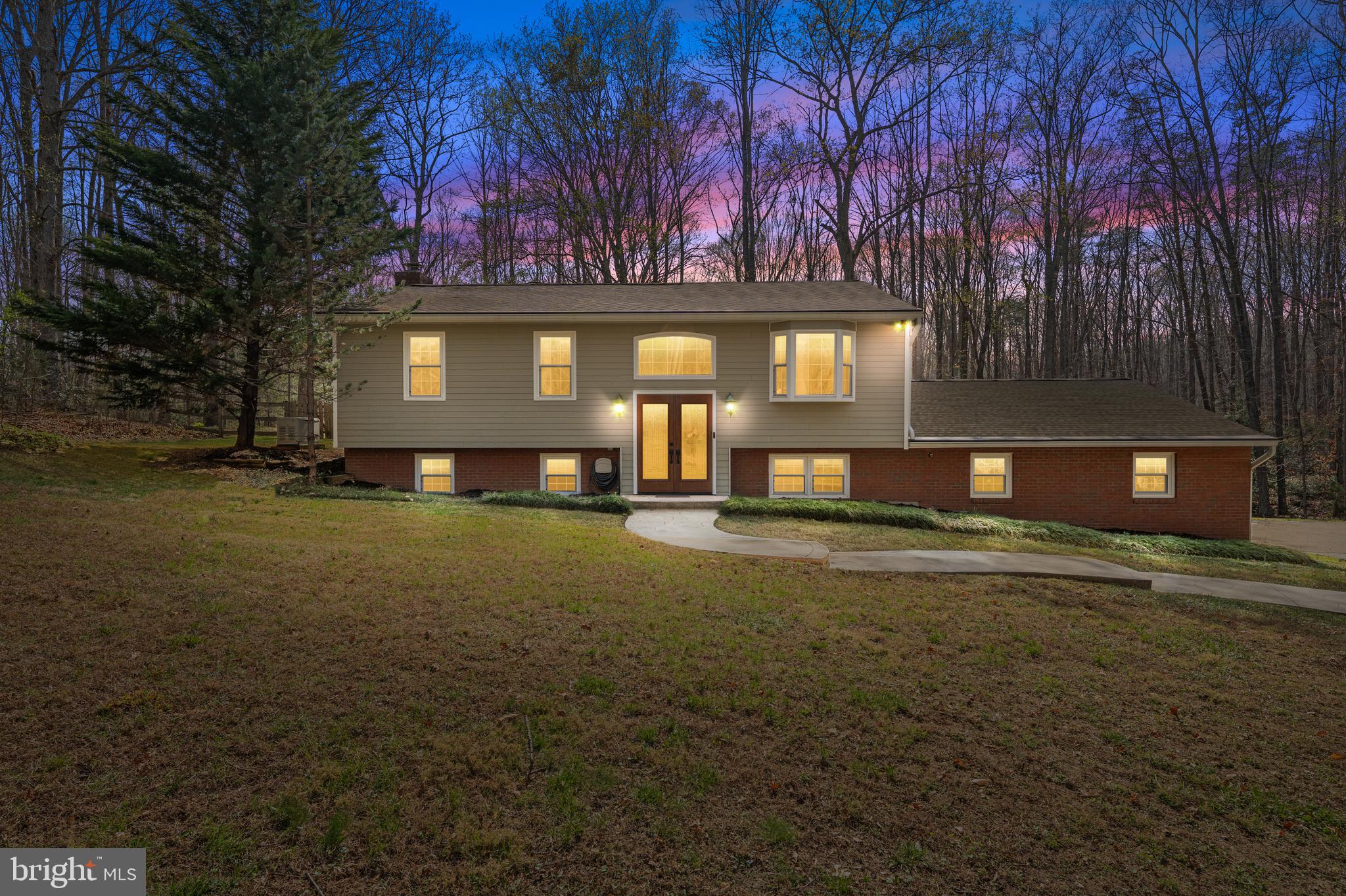 MOTTS RUN ESTATES - Residential