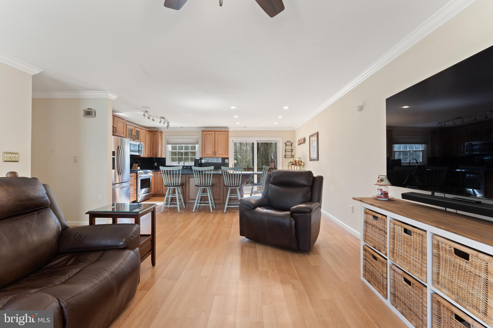 MOTTS RUN ESTATES - Residential